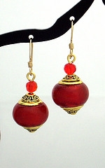 pandora gold earrings